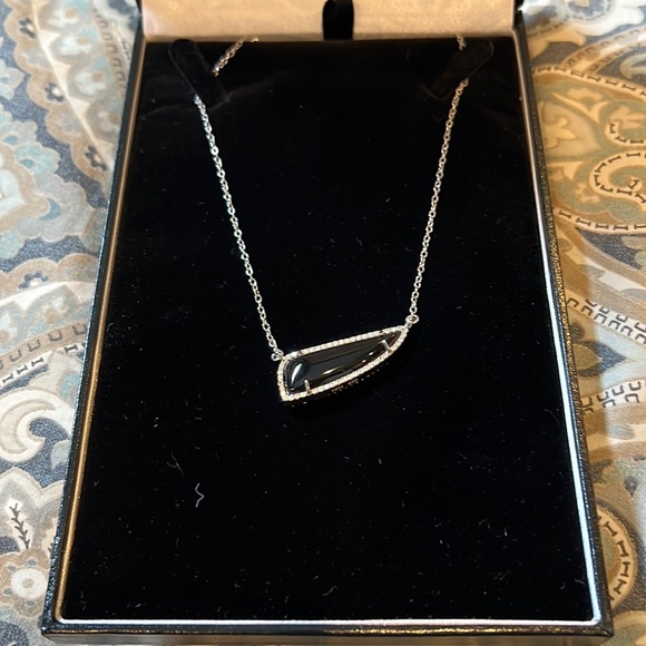 Reversible necklace - Picture 1 of 5